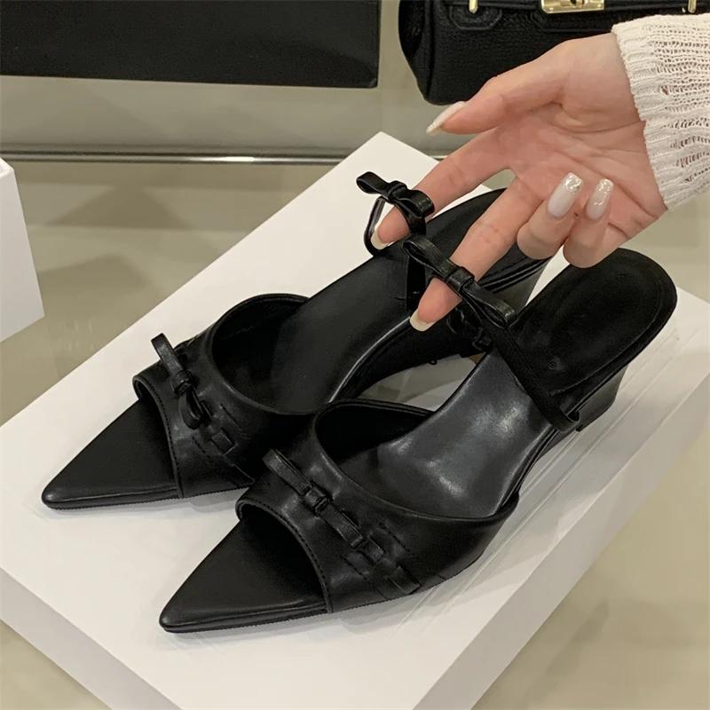 

Eilyken Летние дизайнерские шлепанцы на танкетке Женские с острым носком на тонком низком каблуке Вечерние женские шлепанцы Zapatos De Mujer 35 чёрный