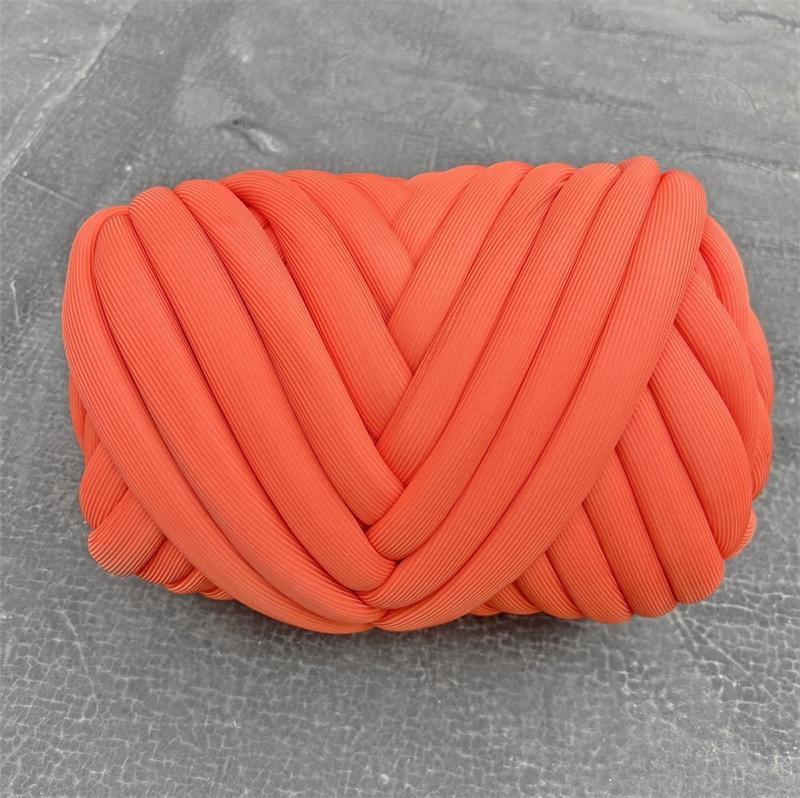 500g Summer Cool Touch Chenille Yarn Chunky Yarn for DIY Handmade Beach Bags, Lightweight Blankets Cat Beds, Breathable Plush Thread