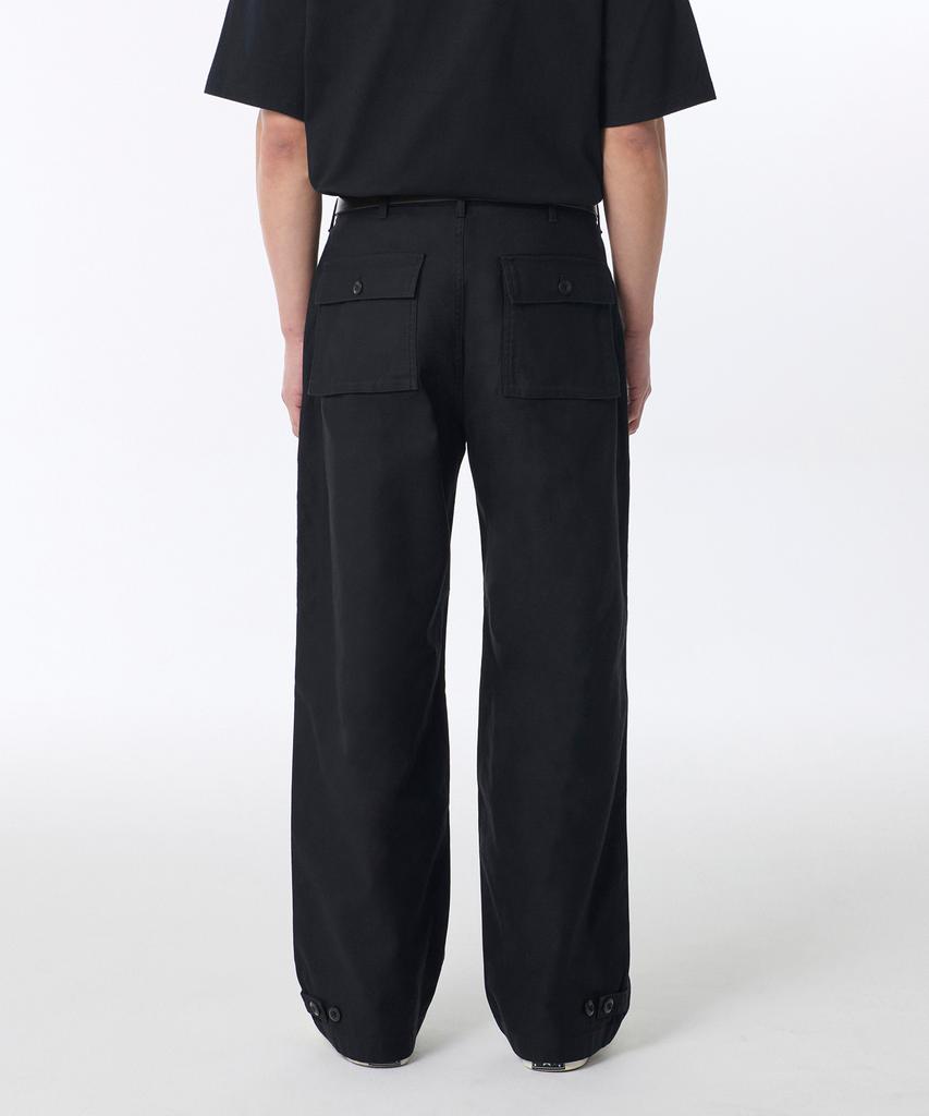 MUSINSA STANDARD Back Satin Bellows Pocket Fatigue Pants [Black]