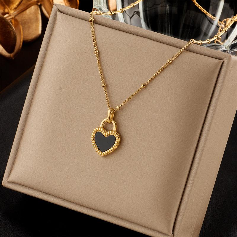 Minimalist Heart Pendant Earring and Necklace Set Fashionable Choker Chain Earrings