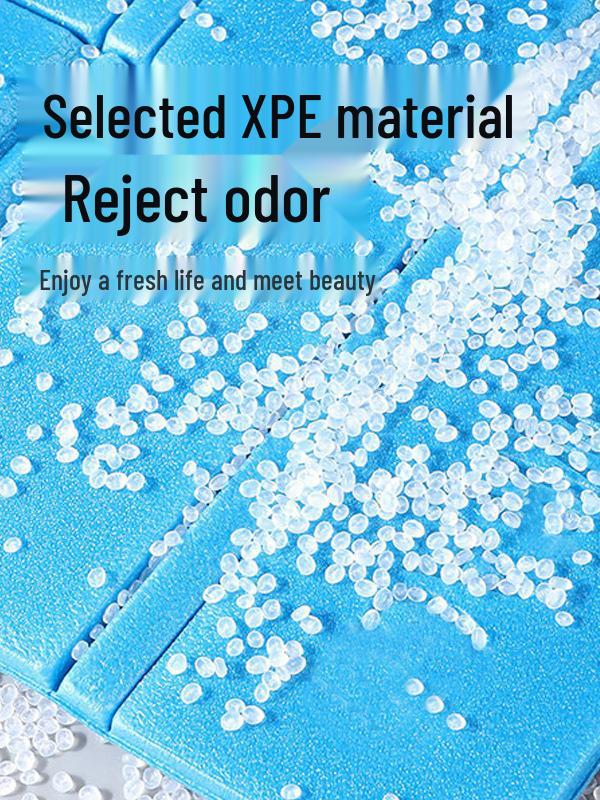 Portable Outdoor Folding Cushion - Insulating, Moisture-Proof, Non-Slip, Thickened Seat Pad for Grasslands and Wilderness.