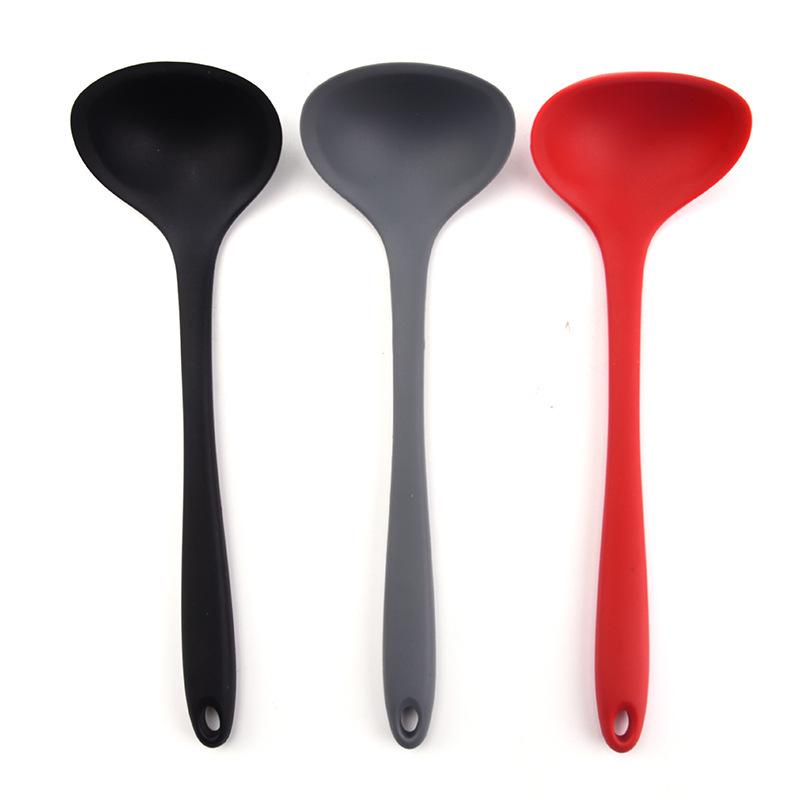 Silicone Kitchen Utensils Set: 6-Piece Non-Stick Color Dot Shovel, Spoon, and Steak Shovel.