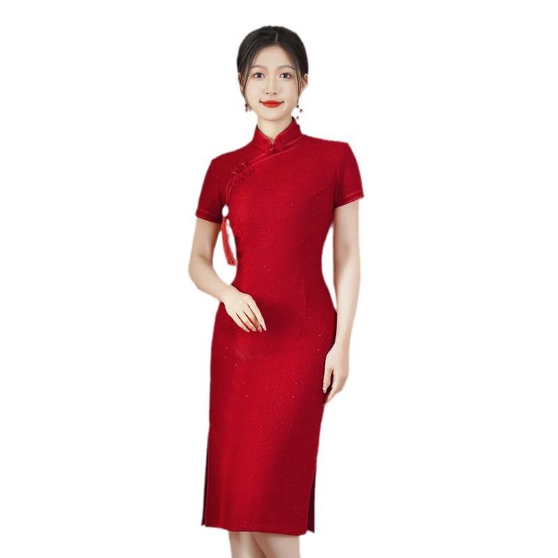 Red lace medium and long short-sleeved engagement cheongsam, summer new retro national style, young women's wedding cheongsam
