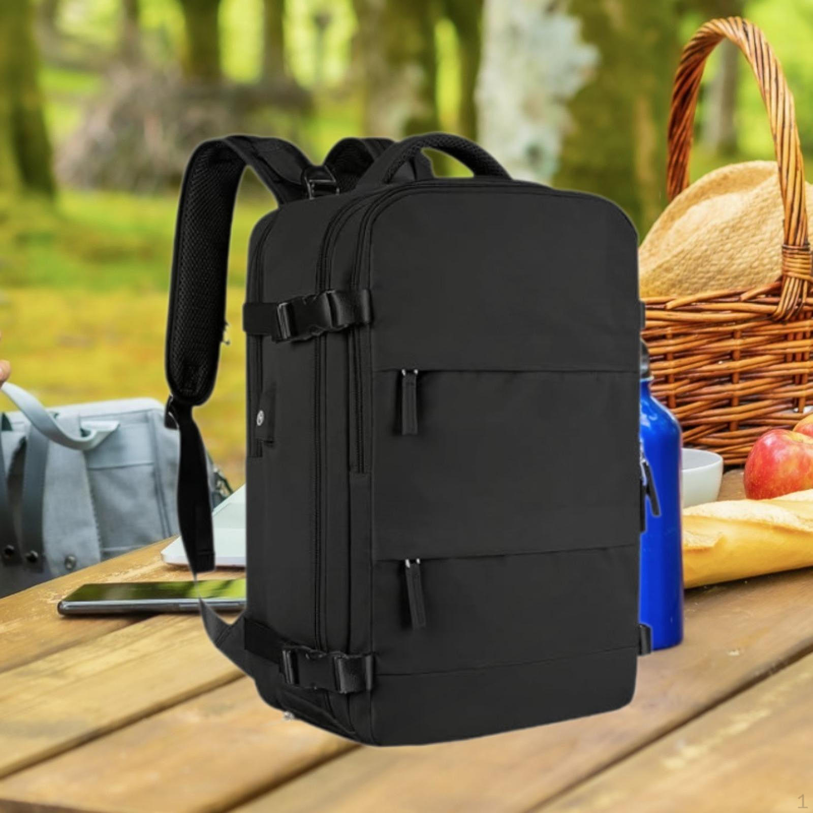 

Дорожный рюкзак с USB-портами и отделением для обуви для активного отдыха на природе