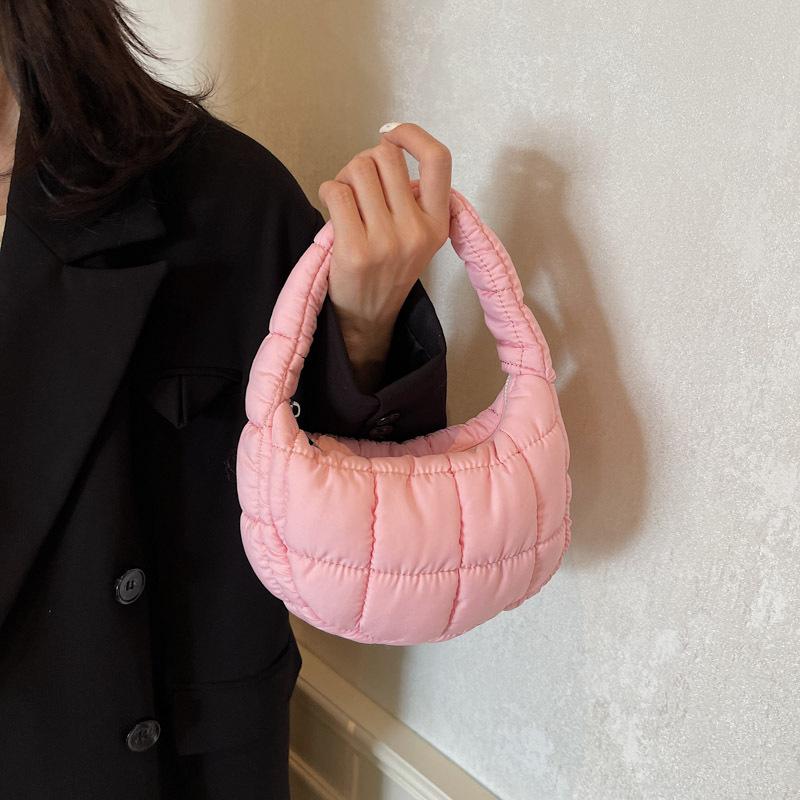 Niche versatile pleated plaid cloud bag underarm bag 2025 new cotton clothing bag fashionable and simple bubble handbag