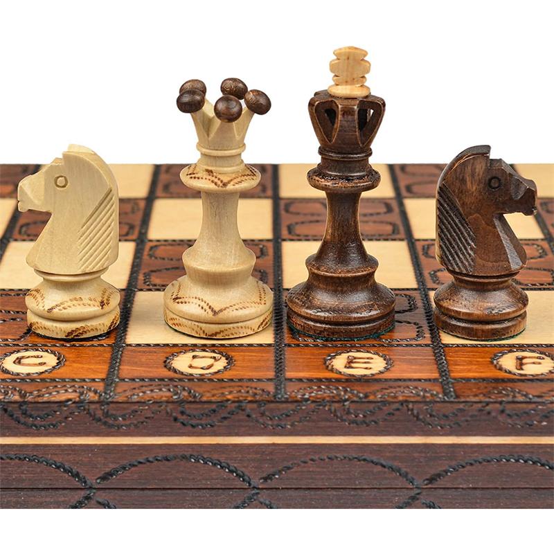42*42Cm Solid Wood Luxury Style High Grade Folding Chess Set King Height 8Cm Children'S Chess Board Games Beginner Series Set
