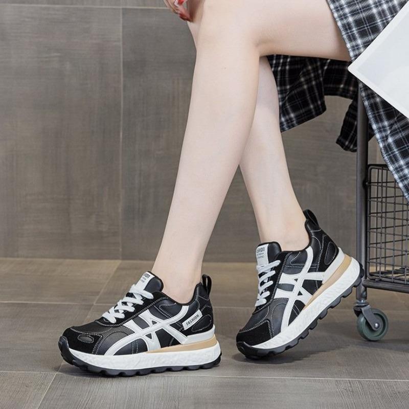 Small inner height increase and lightweight women's autumn new breathable casual shoes sports dad shoes