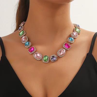 Exaggerated Colored Sugar Necklace for Women, Fashionable and Elegant, Simple Collarbone Chain, Beautiful Holiday Gift