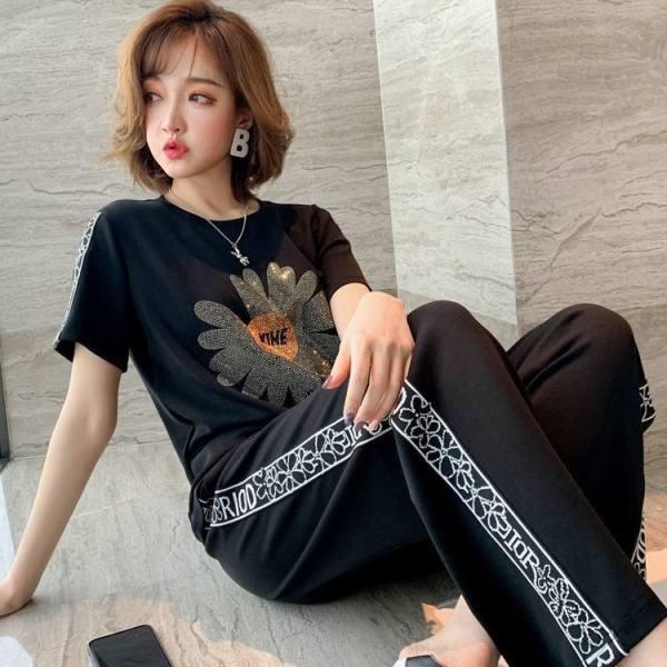 Daisy Hot Diamond 2023 Women's Summer Two-Piece: Loose Short-Sleeve Casual Sports Suit & Pants