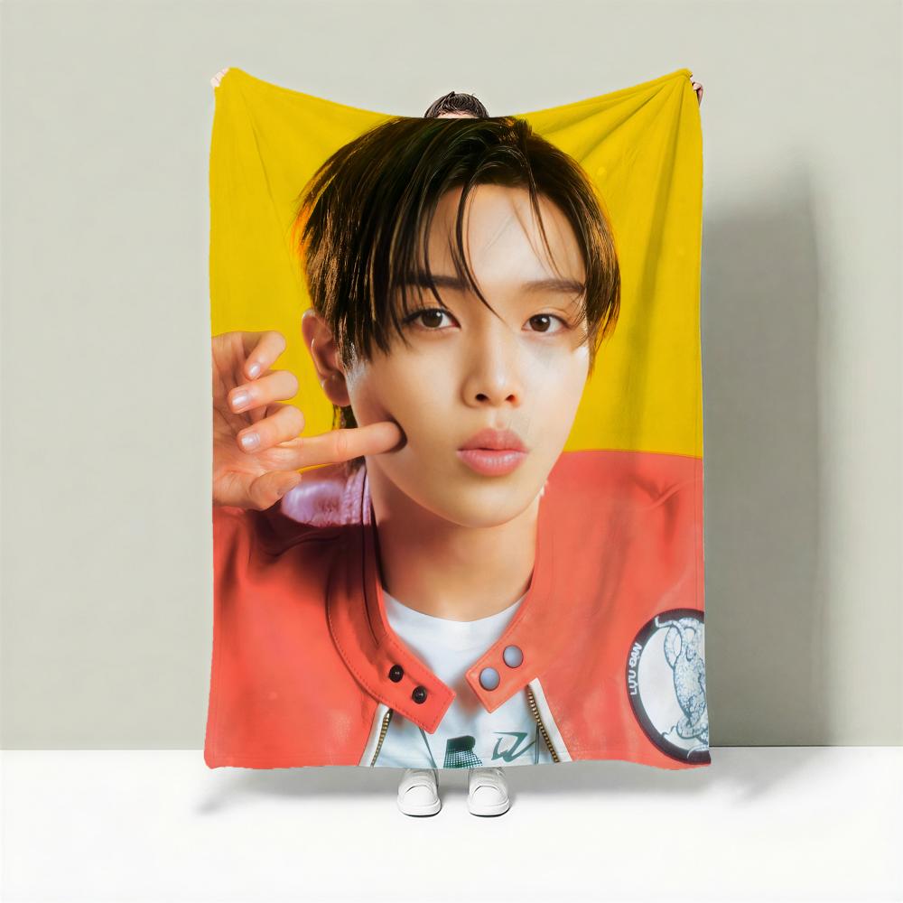 Kpop R-RIIZE Throw Lightweight 240g Flannel Blanket Soft Skin-friendly for Summer Cooling 75X95CM