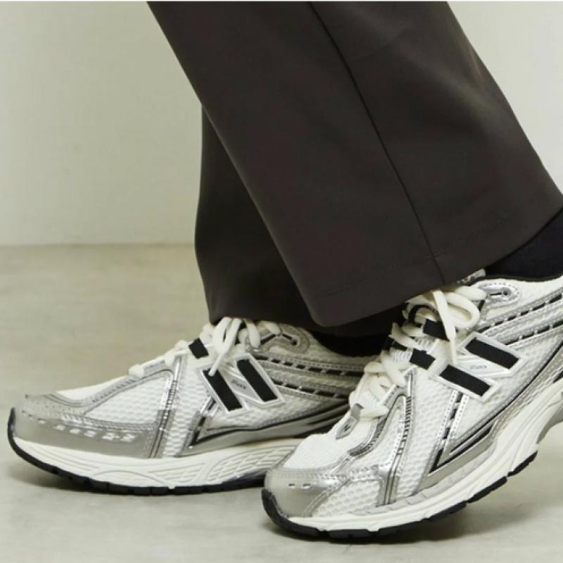 New Balance Galleria New Balance 1906 Sneakers Unisex M1906rer