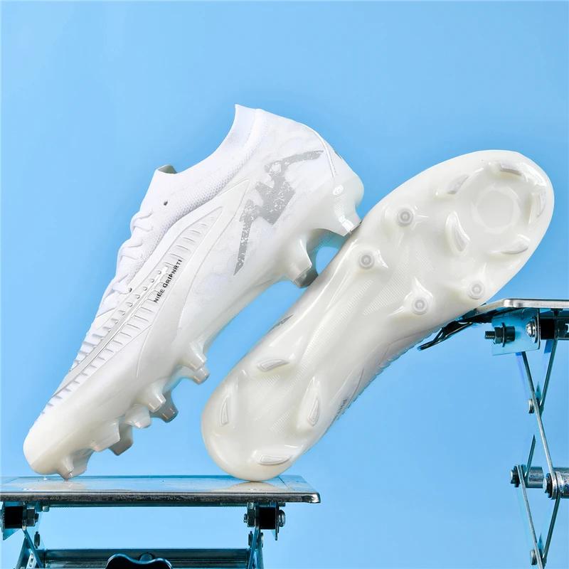 Neue Herren Fußballschuhe Professionell Ultraleicht Großhandel Atmungsaktiv Fußballschuhe Training Indoor Unisex Futsal Dropshipping