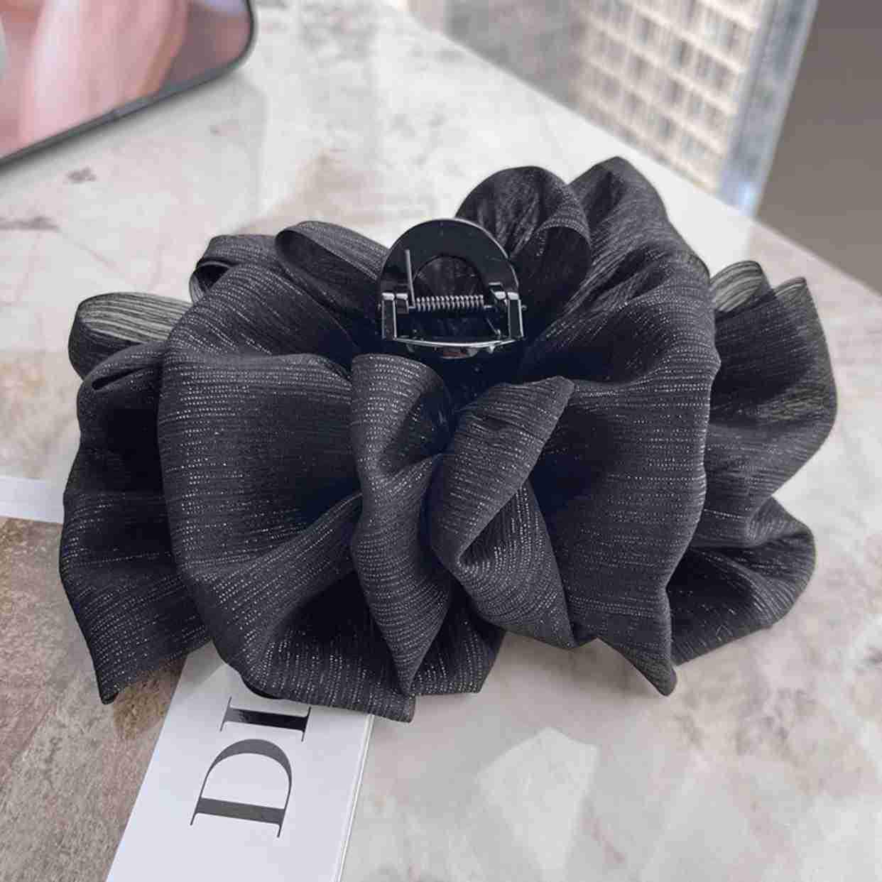 

Корейская заколка для волос в виде акулы из ткани «облако» из сирсакера — универсальный бант