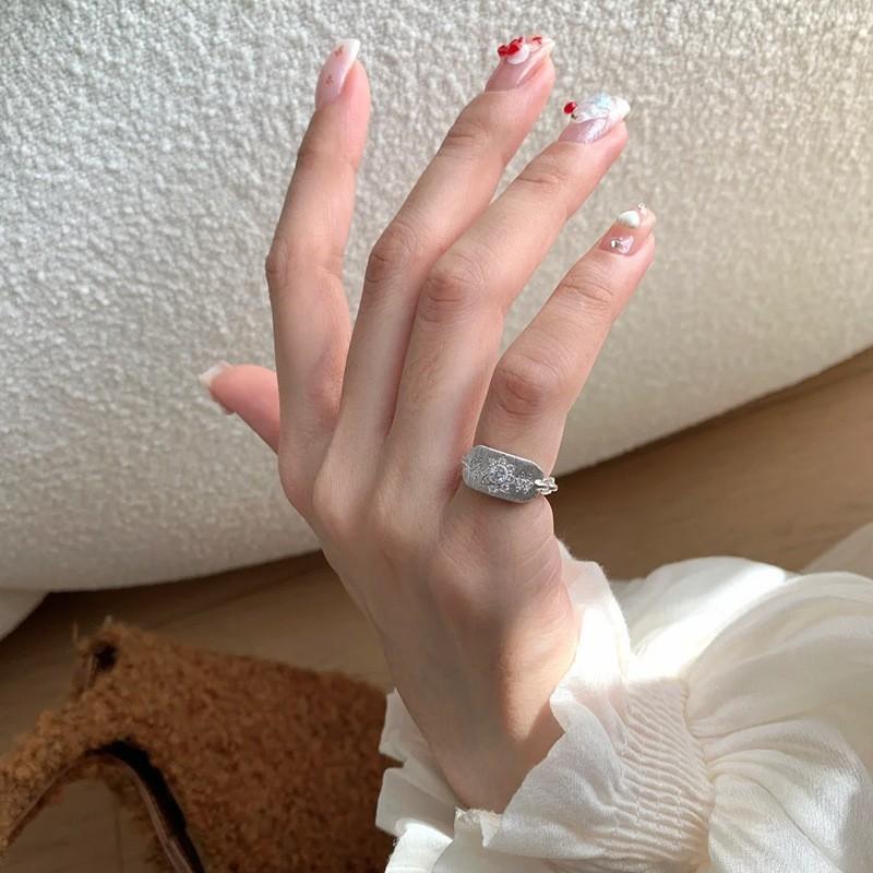 Boutique Copper Unique Ring For Stylish Women With Inlays Beautiful