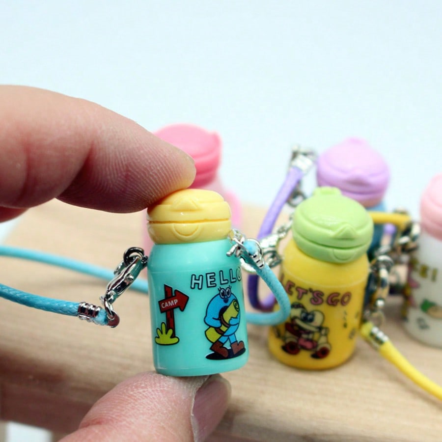 5pcs Accessories Clothes Miniature Things Doll Random Mini Cute Water Cup Shaped Bottle, Dollhouse Model Decoration Miniature Model Accessories
