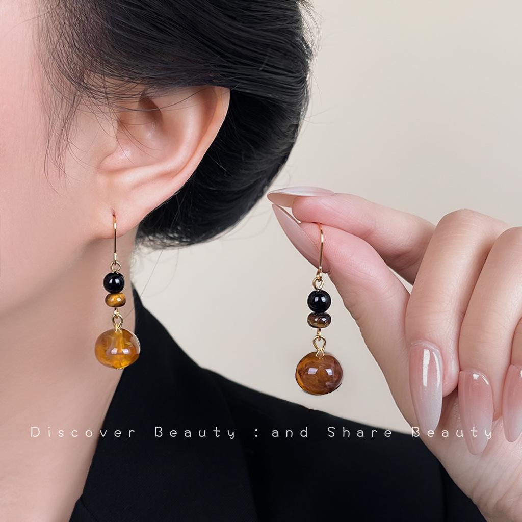 Autumn/Winter Gradient Geometric Tassel Earrings - Retro Artistic Style for Women