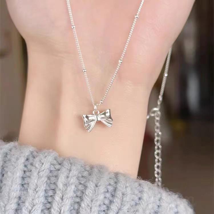 Elegant Bow Necklace for Women - 2023 Niche Design, High-End Clavicle Chain Gift