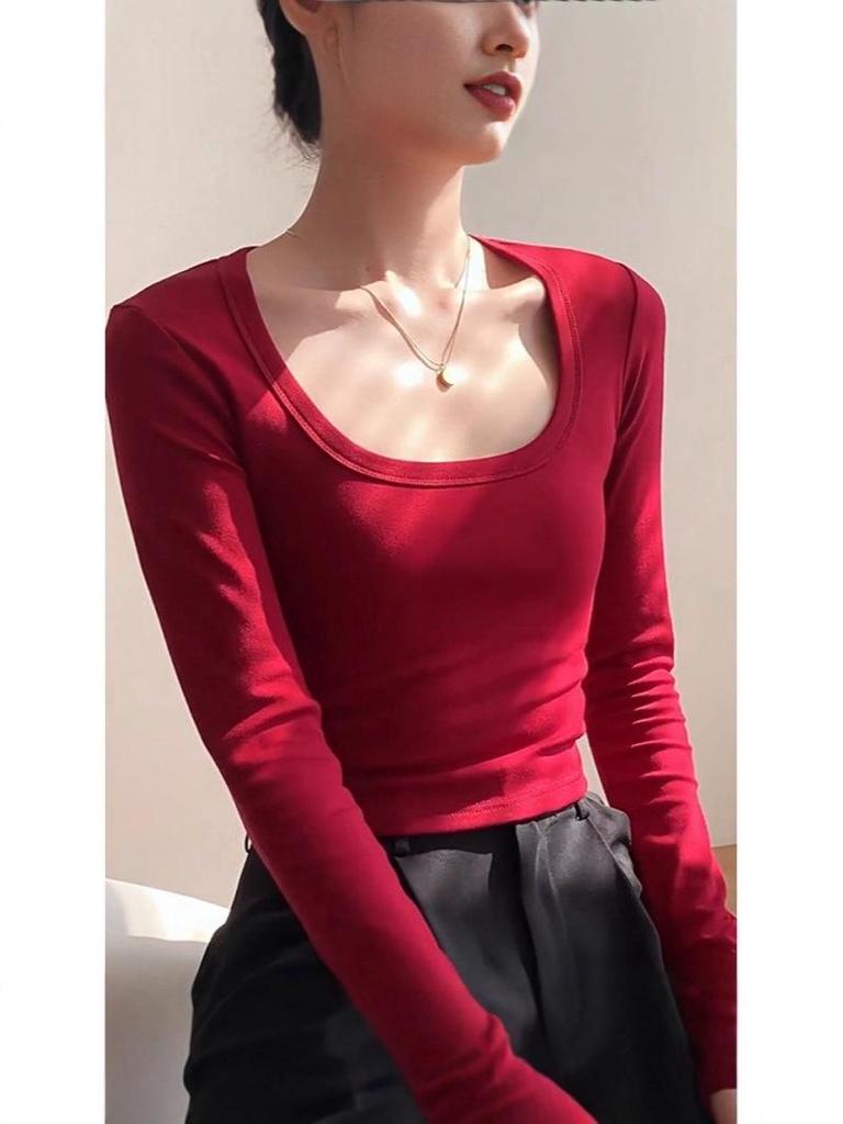 Women's Slim-Fit Wine Red Long Sleeve T-Shirt, 2025 Autumn/Winter, Skin-Whitening, Large Neckline.