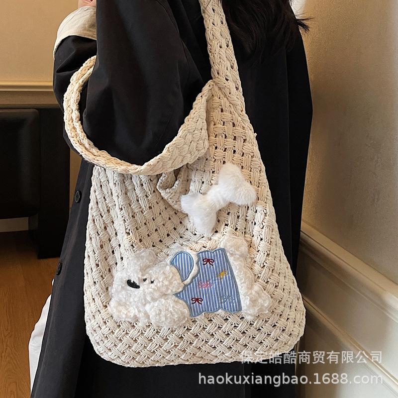 Large Capacity Knitted Woven Bag Women's Autumn and Winter 2025 New Versatile Shoulder Shopping Bag Cartoon Commuter Tote Bag
