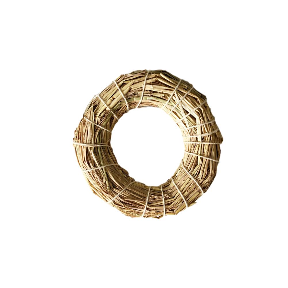 Natural Straw Wreath for Crafts and Decorations Environmentally Friendly Material Ideal for Indoor and Outdoor Use