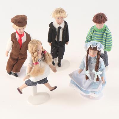 1:12 Dollhouse Miniature Porcelain Dolls Model Little Pretty Girls Boys