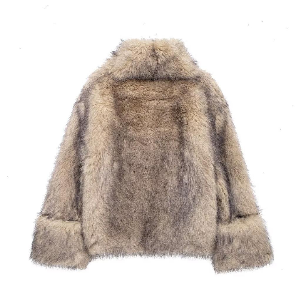 Autumn new women's clothing, European and American style French design fashionable artificial fur effect sweater