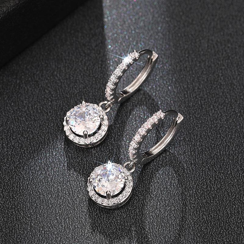 1 Paar, Modisch, Eingelegt mit synthetischem Zirkon, Modisch und schlicht, Nischen-Ohrringe.