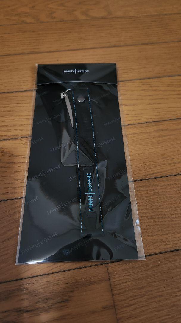 

[USED] G-DRAGON 2025 World Tour Official Light Stick Strap