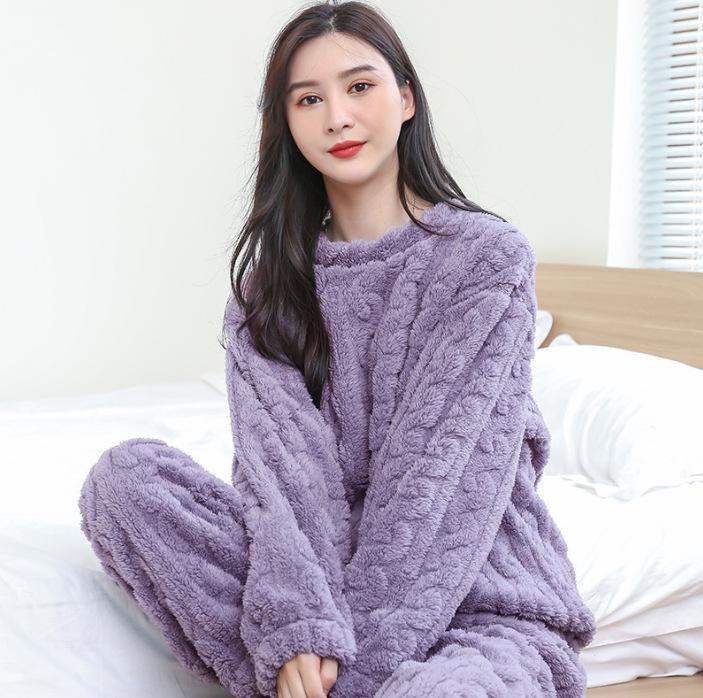 2025 Herbst/Winter Damen Verdicktes Korallenfleece Flanell Pyjama Set mit langem Cardigan, Übergröße, Warme Homewear.
