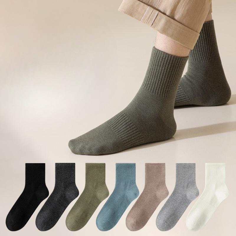 Men's Socks, Winter Warm Wool Socks, Anti-odor and Antibacterial Socks, Versatile Black Long Socks for Autumn and Winter