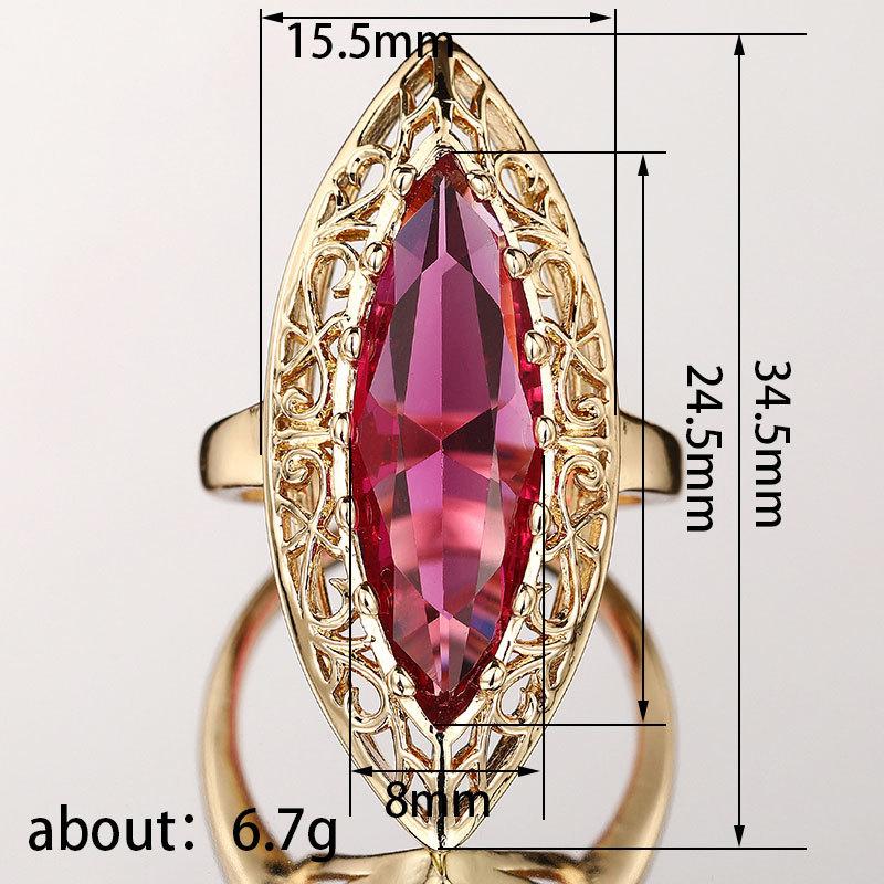 Bohemian style ring, ethnic style hollow pattern inlaid with imitation red zircon ring