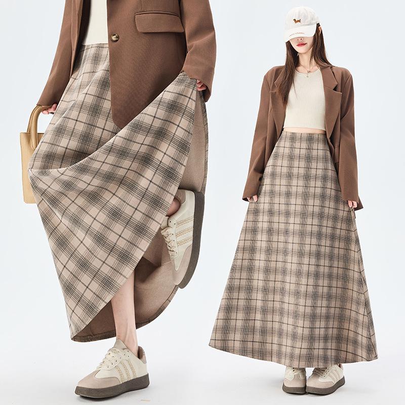 Women's 2026 Spring Retro Plaid High-Waist A-Line Skirt with Elastic Waist and Wide Hem