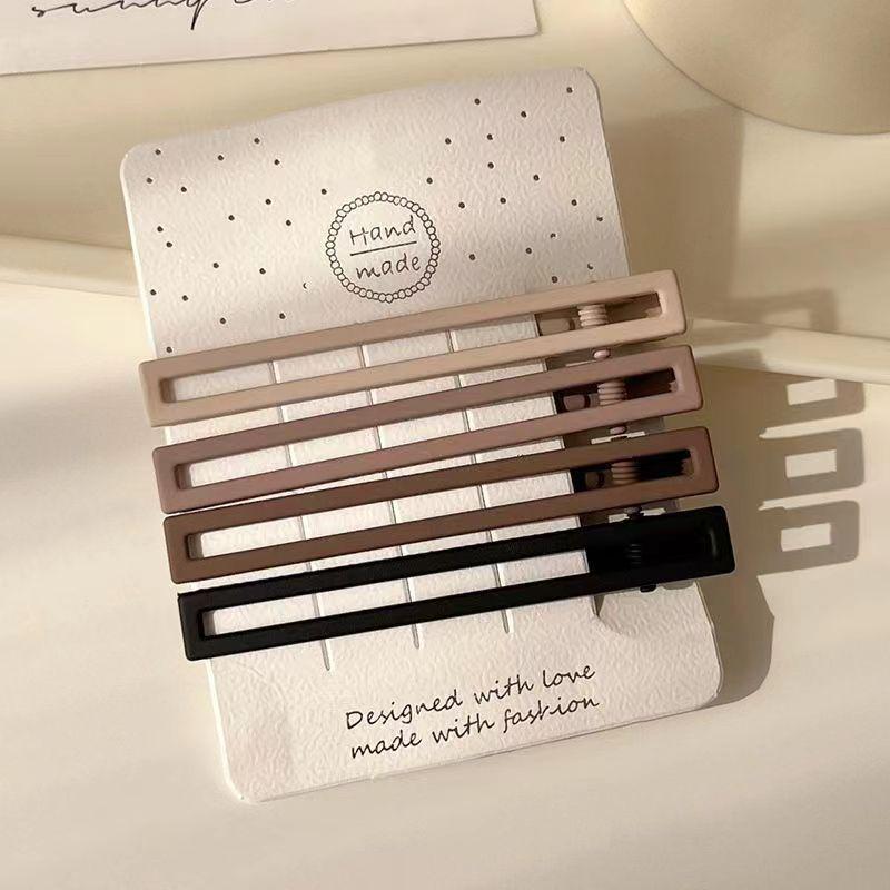 Large Milk Coffee Duckbill Clip for Bangs and Side Hair – Trendy Hair Accessory