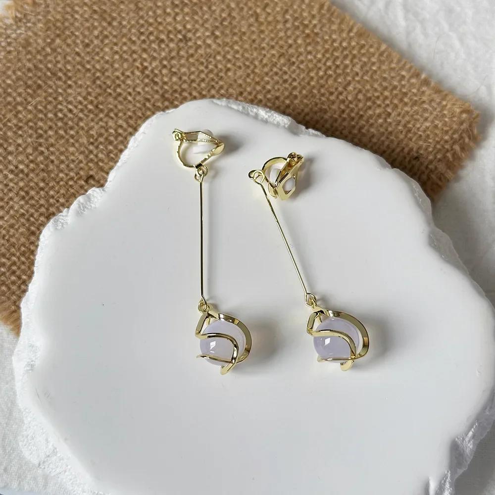 French Baroque Pearl Earclip with No Ear Hole for Women New Earclip Style Versatile Earaccessory