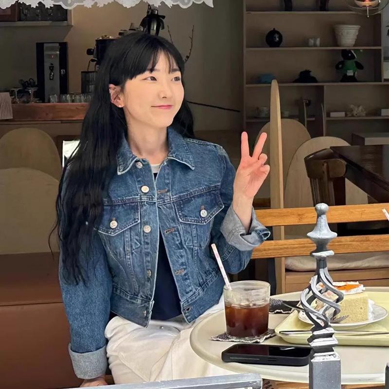 Women's Turn Down Collar Long Sleeve Cropped Jacket Slim Fit Korean Denim Jacket Single Breasted Vintage Washed Casual Outerwear Coat