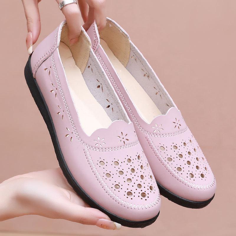 Mom's Summer Breathable Leather Sandals – Soft Sole, Non-Slip Flats for Middle-Aged & Elderly Women
