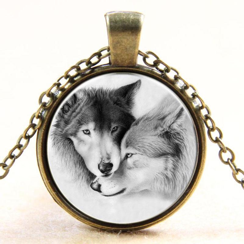 Women Jewelry Double Wolf Glass Pendant Necklace With Vintage Crystals And Elegant Chain