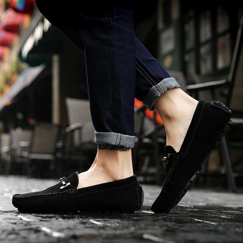 Módní Pánská Lehká Neformální Obuv 2024 Nová Kožená Pánská Nazouvací Obuv Klasická Pánská Pohodlná Řidičská Obuv Jednoduché Pánské Mokasíny