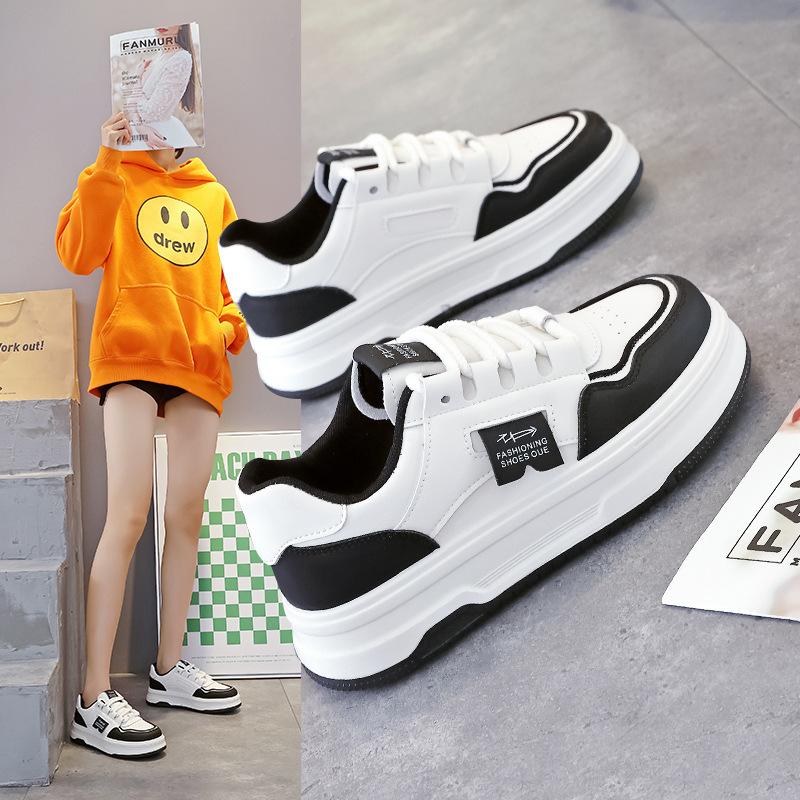 Little white shoes women's 2025 new spring wear versatile sports shoes women's soft-soled non-slip casual board shoes children B113