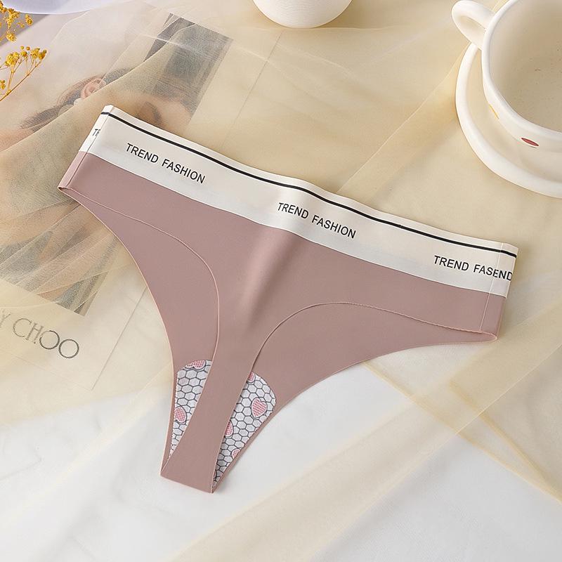 Plus Size Seamless Low-Rise Ice Silk Thong: Sexy, Antibacterial, Cotton Crotch Women's Underwear