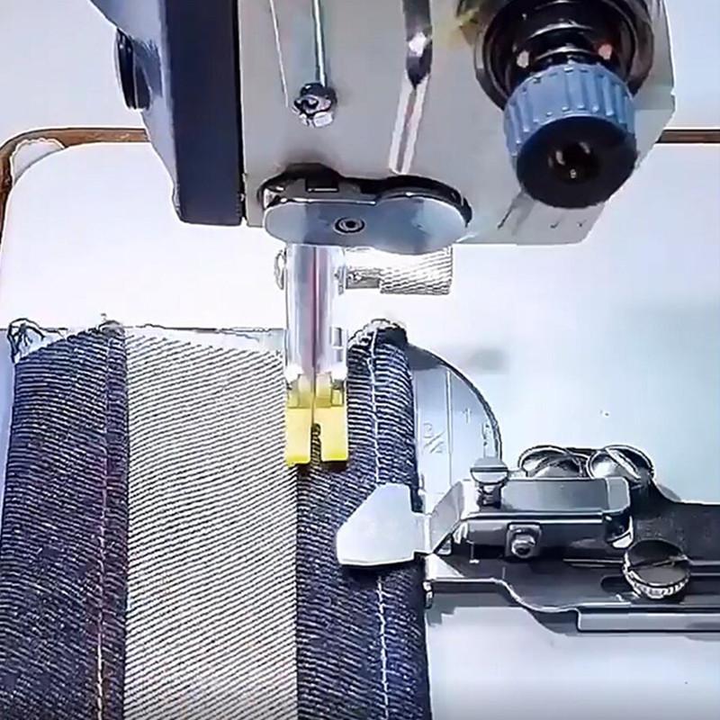 Sewing Machine With Adjustable Seam Straight Stitch Presser Foot Of The Flat Car Sewing Aid Locator Regulation Line Industrial