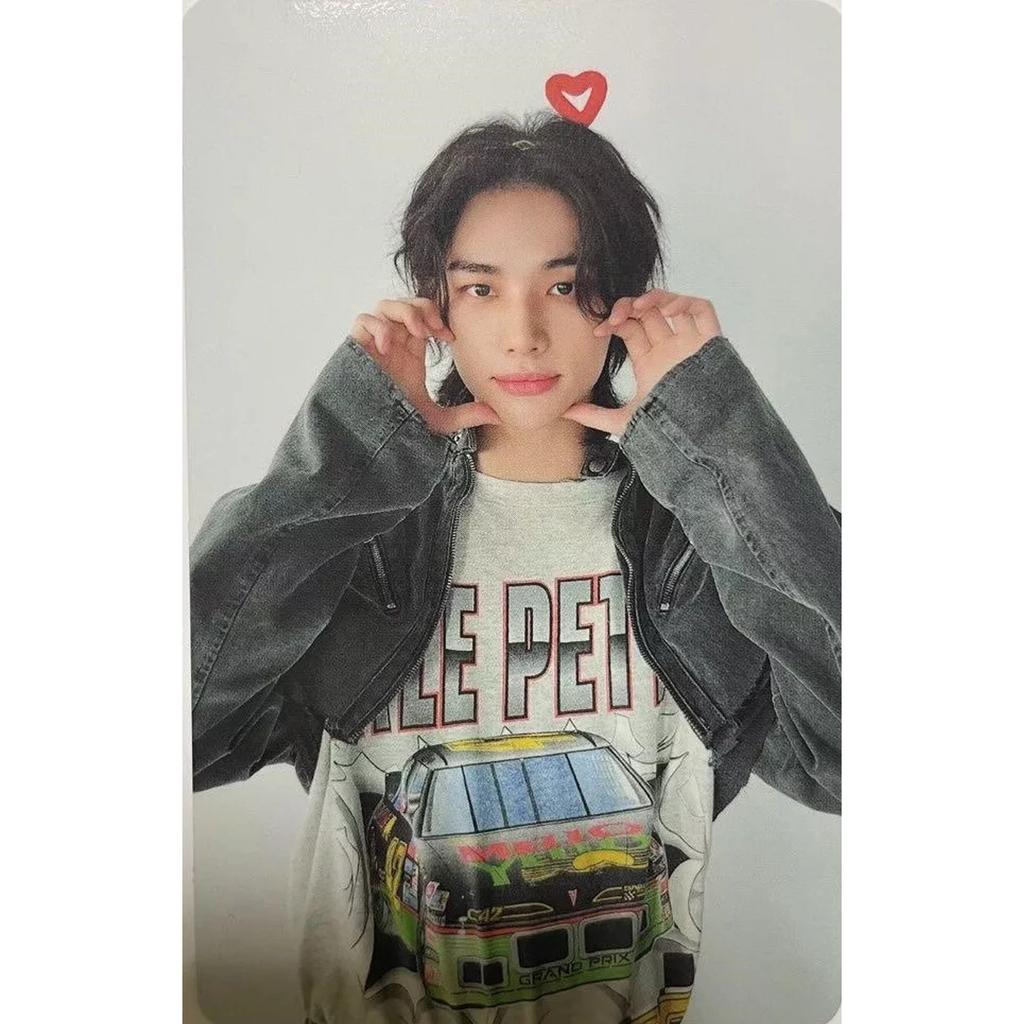 STRAY KIDS Social Path STANDARD A B ver. FC ver. OFFICIAL PHOTO CARD STICKER