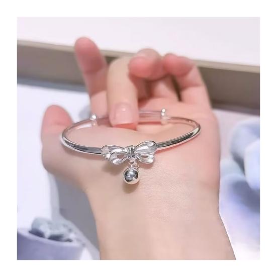 

Браслет из бисера с бантом, колокольчиком-бабочкой и сердечком, регулируемый браслет на запястье, ювелирный подарок для понедельника, жены, дочки, девушки, женщины B