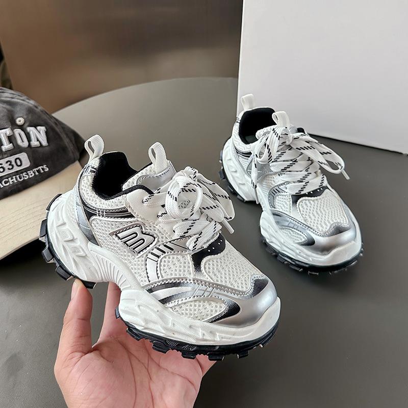 New spring children s shoes, lightweight girls dad shoes, medium and large children s shoes, black soft-soled boys sneakers 26-31One Hand6Double бежевый