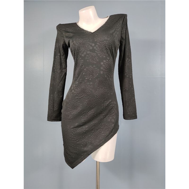 

Export Single FN Home Fall 2024 New Arrival Long Sleeves Elastic Waist-Tightening Concave-Convex Feel Chain Irregular Dress Black L