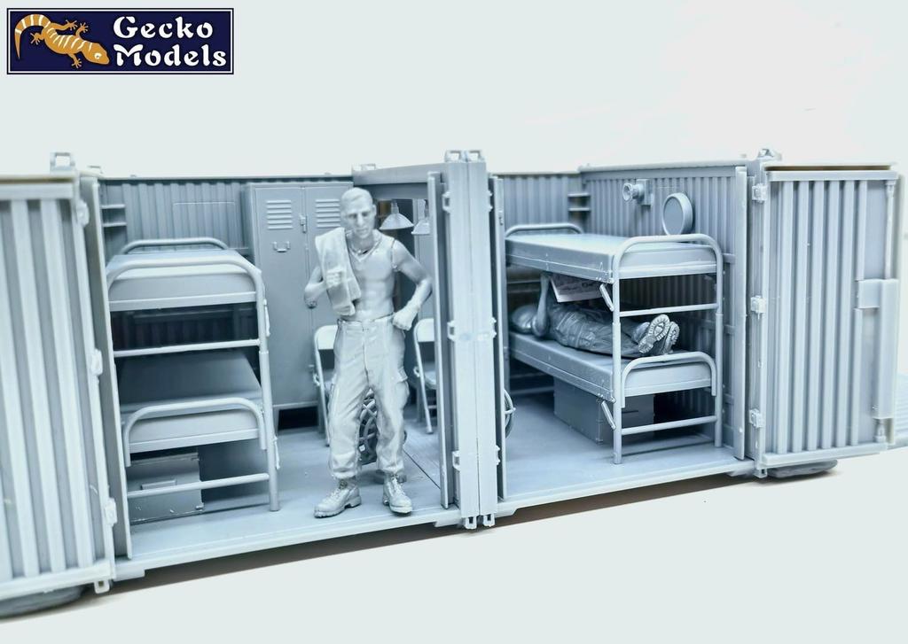 Gecko Model Scale US Military Base Container Barracks Vietnam Plastic Model Kit GEC35GM0116 1/35 (Scenery)
