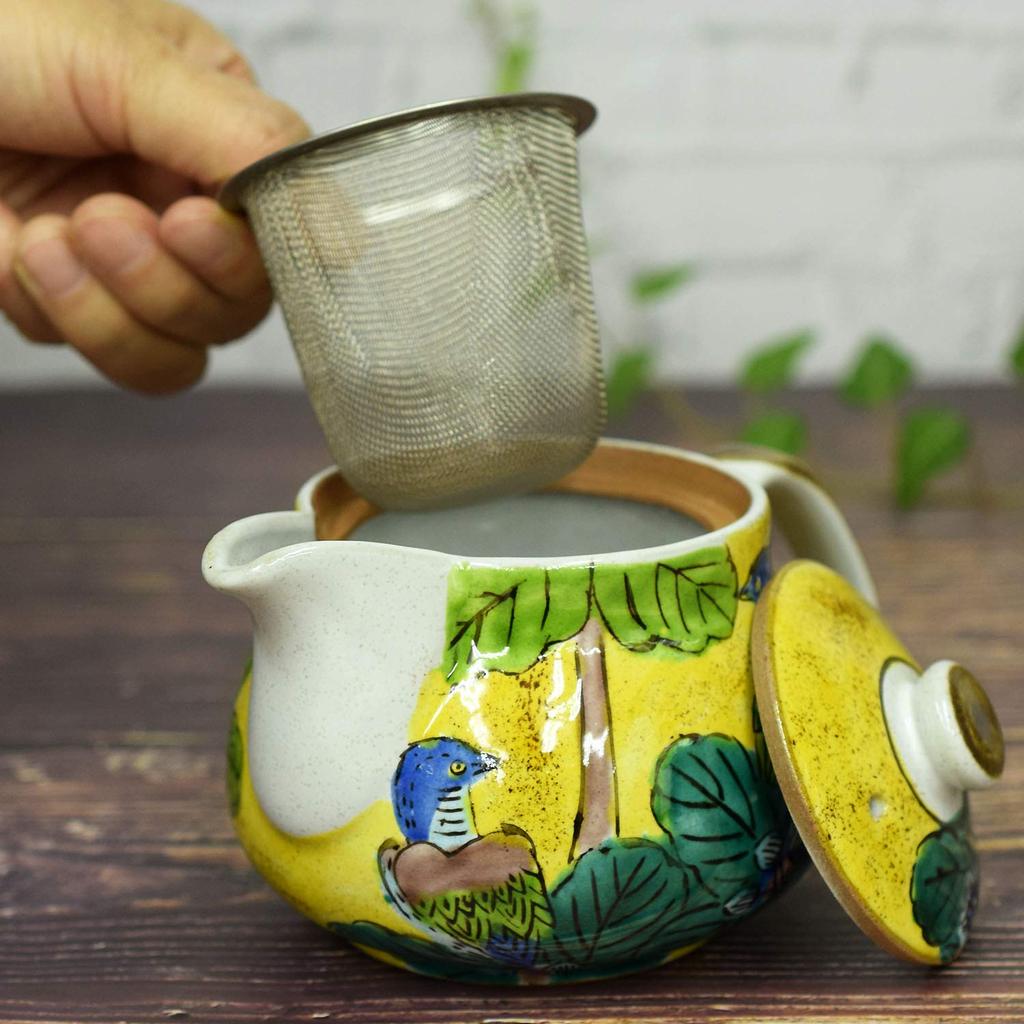 Waza No Kura Stylish Japanese Tableware Kutani Ware Teapot by Yoshidaya with Tea Ceramic Made In Perfect for Birthday Gifts Strainer, High-Quality