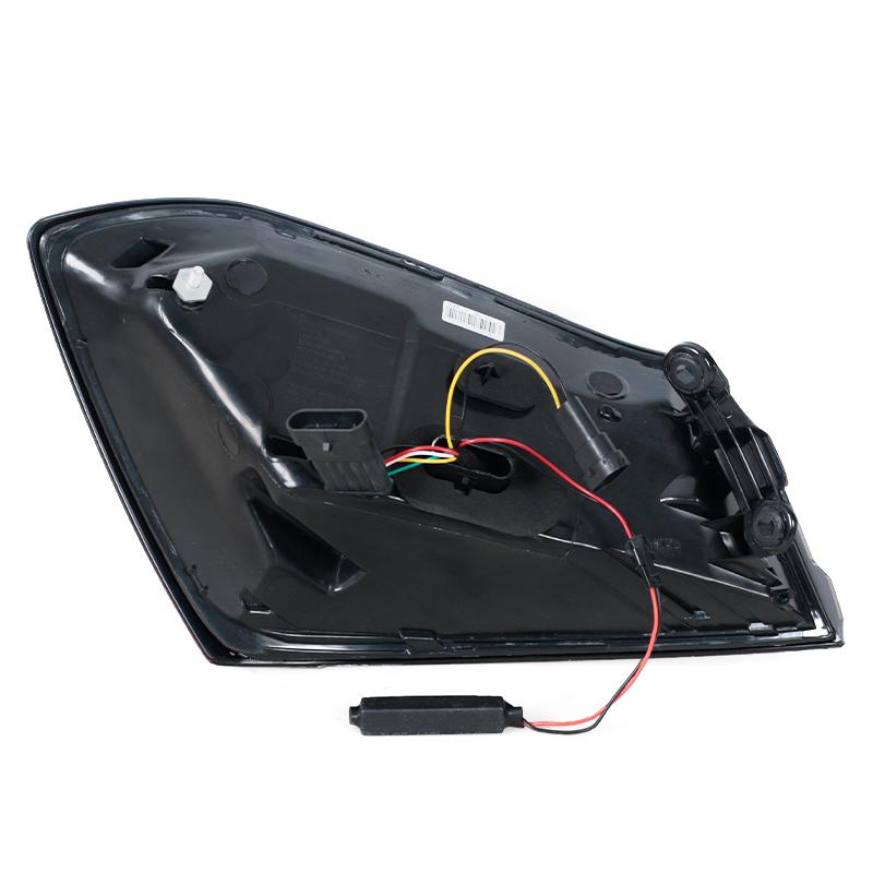 Rear Taillights For Maserati Ghibli 2014 2015 2016-2025 Car LED Brake Light Reverse Light Steering Flashing Light Driving Signal
