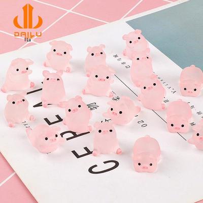 Internet Celebrity Pig Doll: 3D Resin Ornament & DIY Epoxy Display Stand for Phone Cases