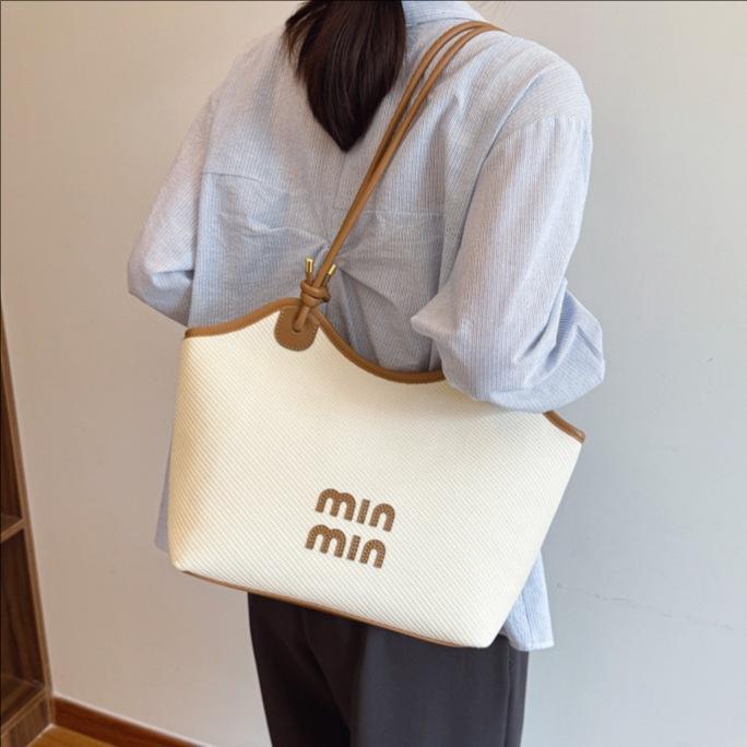 

Premium Sense Large Capacity Tote Bag Women S Contrasting Color Niche Design Trend Shoulder Armpit Bag розовый